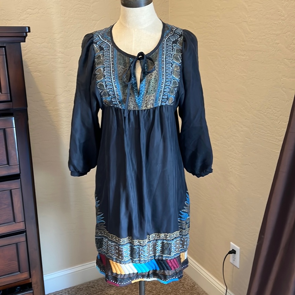 Like new size small silk dress. Da-nang brand
